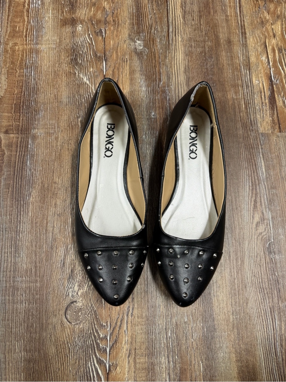 Y2K Black leather BONGO flats with silver studs on the toe